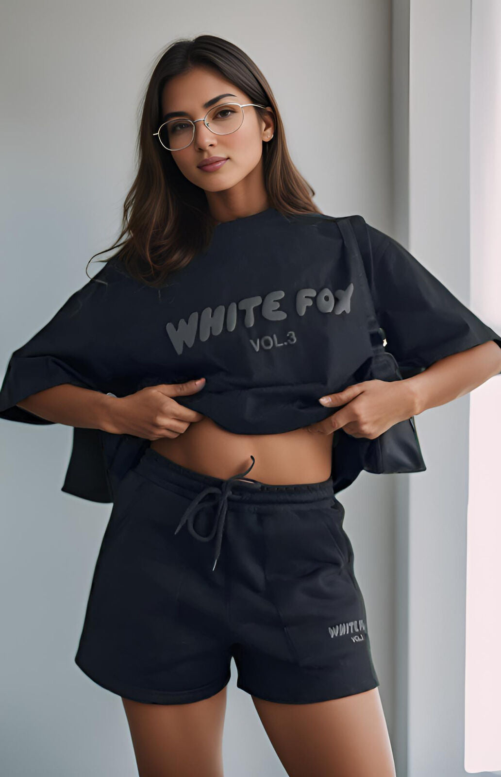 2 Piece White Fox Womens Boutique T-Shirt Shorts Set Sweatshirt Sweatpants