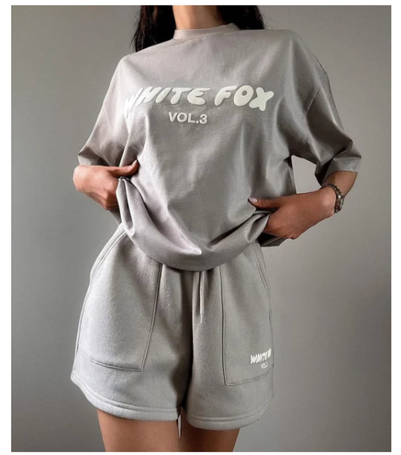 2 Piece White Fox Womens Boutique T-Shirt Shorts Set Sweatshirt Sweatpants