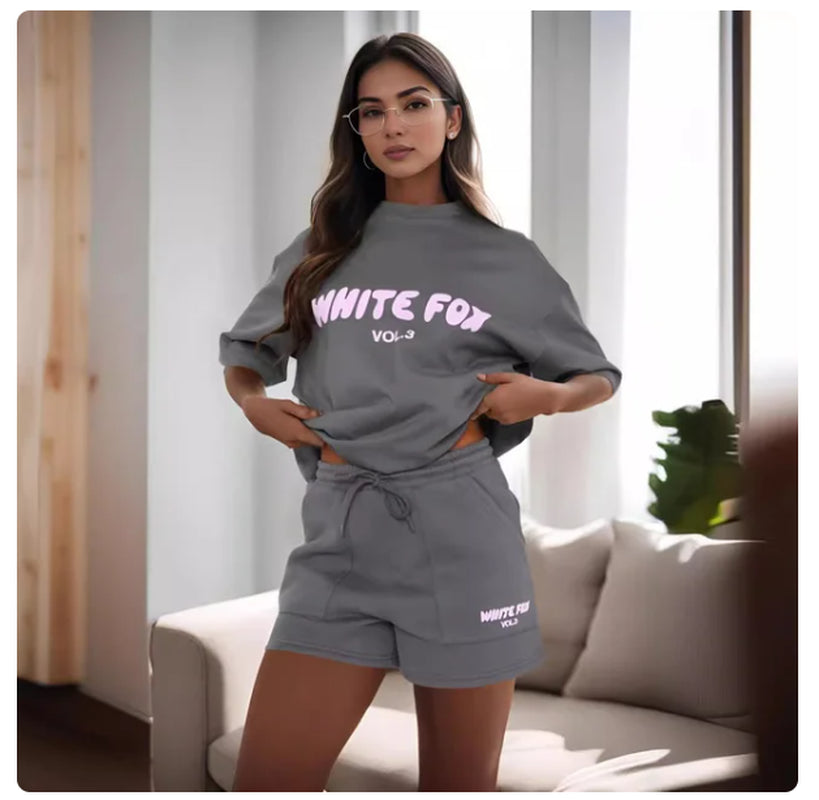 2 Piece White Fox Womens Boutique T-Shirt Shorts Set Sweatshirt Sweatpants